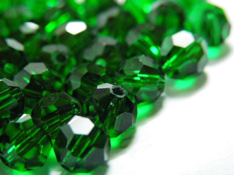 6 mm Tschechische Runde Facettierte Kristallperlen - Medium-Emerald-Grün (10 Perlen)