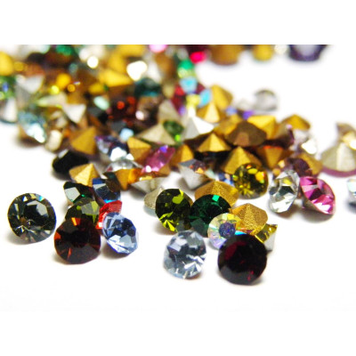 Mixed Grade A/AA Back-Foiled Glass Rhinestone Chatons (2g = approx. 140-150 Pc.) - Mixed Sizes / Colours