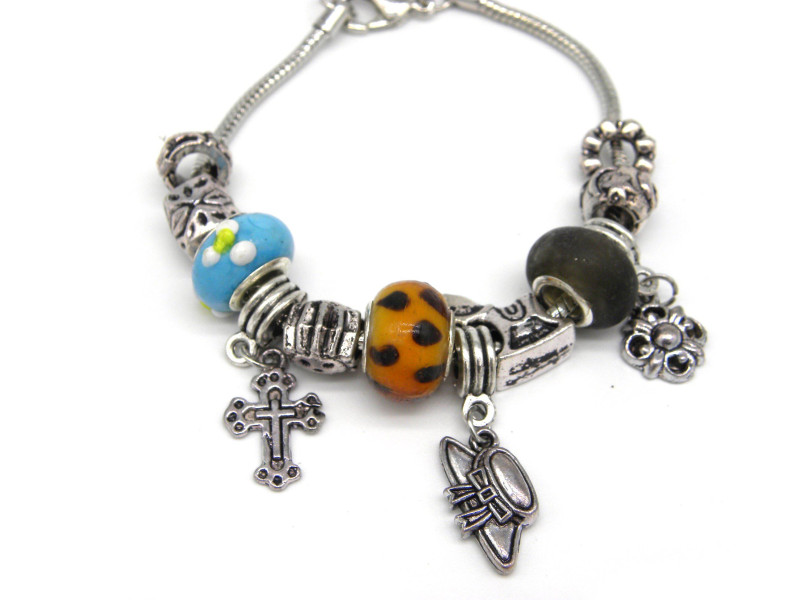 Mittelgroßer Modeschmuck Versilbertes Charm-Armband an Schlangenkette (Modell 6)