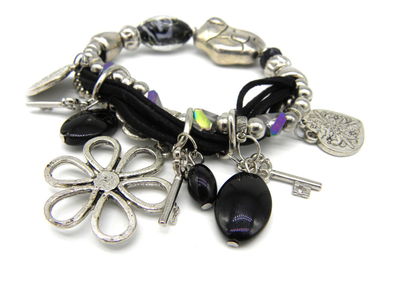 Medium-Sized Costume Jewellery Silver-Plated Charm Elastic Bracelet (Black)