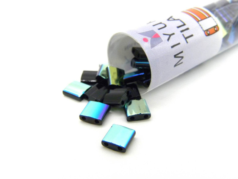 Miyuki Tila-Perlen, quadratische 2-Loch-Perlen, japan. Glasperlen - 5 mm - Black AB TL 04555 - 10 g (ca. 120 Perlen)