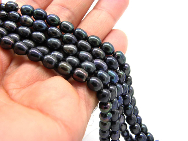 6 x 8 mm Medium Oval Rice-shaped Freshwater Pearls - Peacock Black - 10 Pc.