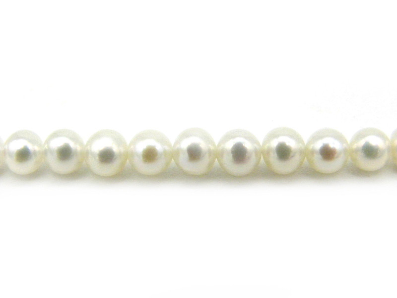 4 mm Small Round Grade AAA Freshwater Cultured Pearls - White