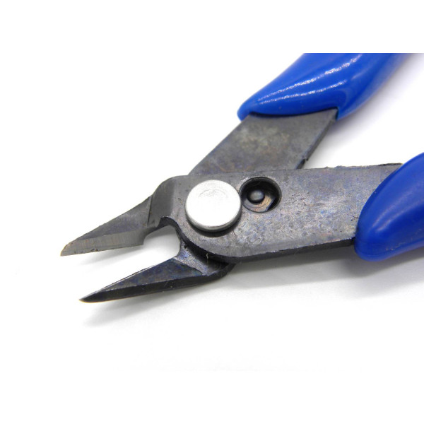 Gewinkelte Drahtschneidezange 13 cm - Bündiger Seitenschneider - Blauer Griff - Schmuckwerkzeuge