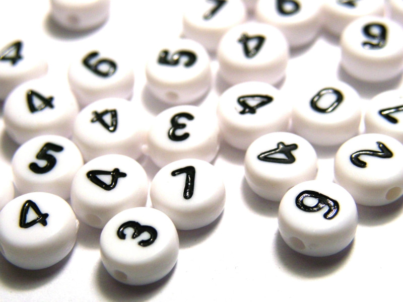 7 mm Round White Acrylic Number Beads with Black Numbers