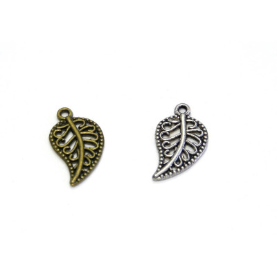 19 mm Vintage Filigree Leaf Charm, Leaf Pendant - Antique Silver or Antique Gold (2 pc.)