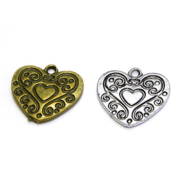 18 mm Large Vintage Heart Pendant, Large Heart Charm - Antique Silver or Antique Gold - 2 pc