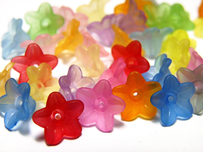 10 x 4 mm (0.4 x 0.2 inch) Small Acrylic Plastic Flower Beads - Flower Bead Caps - Mixed or Single Colours