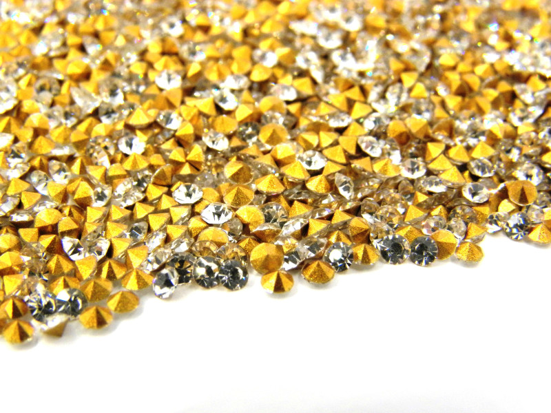 Rhinestone Chatons - AA Grade Back-Foiled Glass - Crystal (100 Pc.)