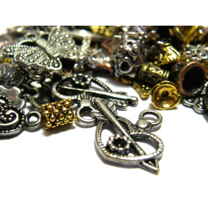 Large pack - 100g Mixed Alloy Metal Beads - Variou...