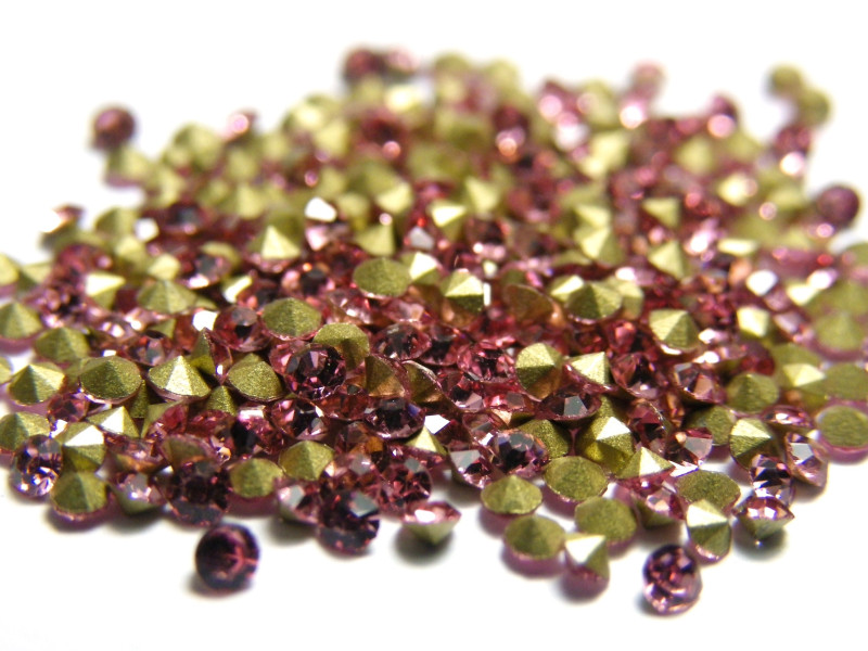 1.9 mm (6ss) Grade A Back-Foiled Glass Rhinestone Chatons (100 Pc.) Light Rose (pink) 1.9 mm (6ss) Grade A Back-Foiled Glass Rhinestone Chatons (100 Pc.) Light Rose (pink)