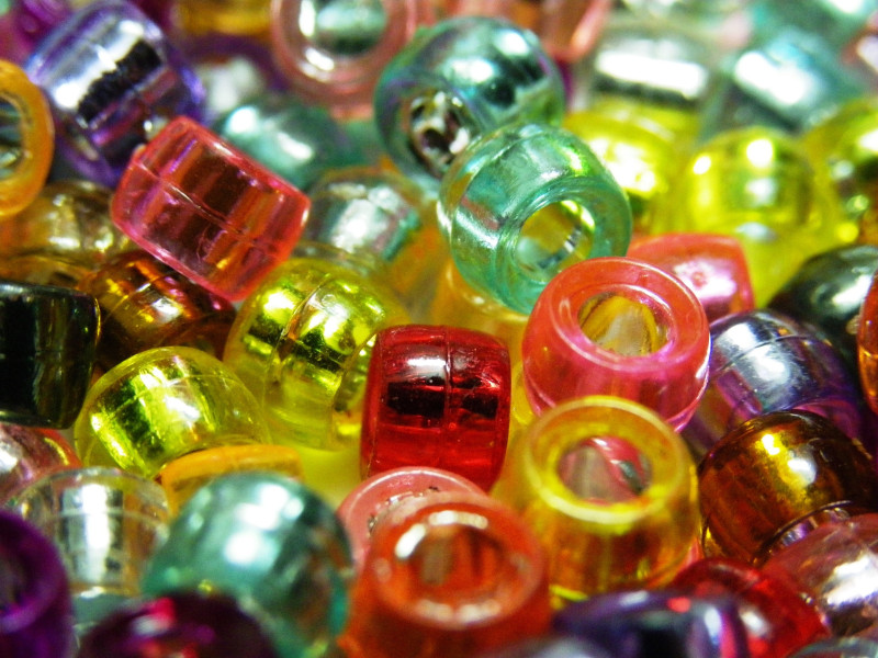 6 mm (0.24 inch) Small Plastic Pony Beads - 2.5 mm Hole - Acrylic Spacer Beads - Mixed Col. Silver Lined (100 Pc.)