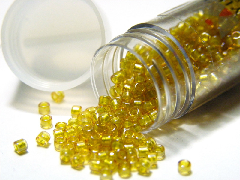 11/0 (1.6 x 1.3 mm) Miyuki Delica Japanese Seed Beads; Cylindrical Seed Beads - Peridot Sparkle Topaz Lined  DB 911 - 5.2 g V