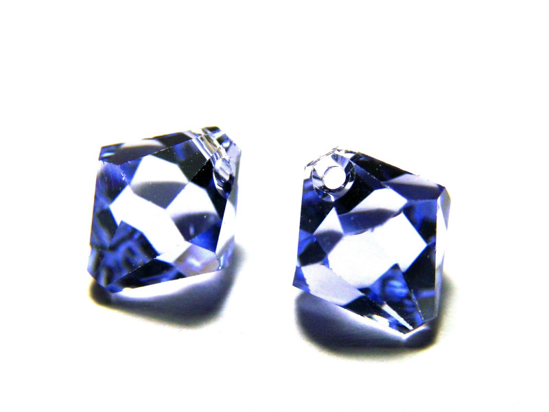 6 mm Rare Swarovski® Crystal 6301 Bicone Pendant With Lateral Holes - Provence Lavender - 2 Pc.