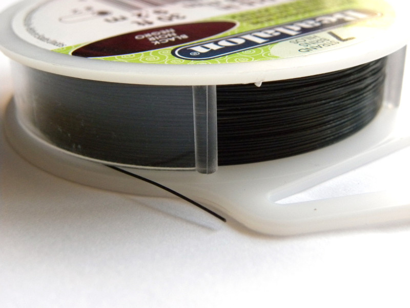 0.30 mm (.012 inch) Beadalon 7-Strand Nylon-Coated Stainless Steel Beading Wire - 9.2 m (30 ft) Black 0.30 mm (.012 inch) Beadalon 7-Strand Nylon-Coated Stainless Steel Beading Wire - 9.2 m (30 ft) Black
