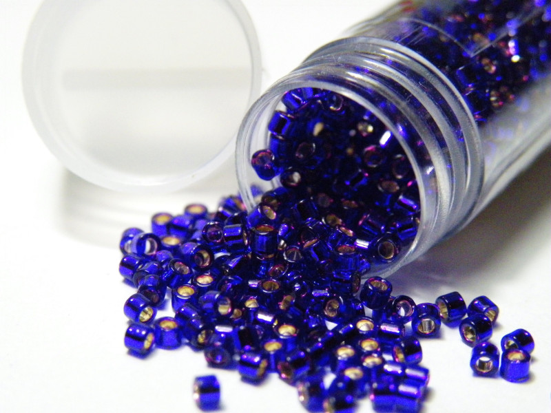 11/0 (1.6 x 1.3 mm) Miyuki Delica Japanese Seed Beads, Cylindrical Seed Beads -  Dark Violet Silver lined Dyed - DB 610 - 7.2