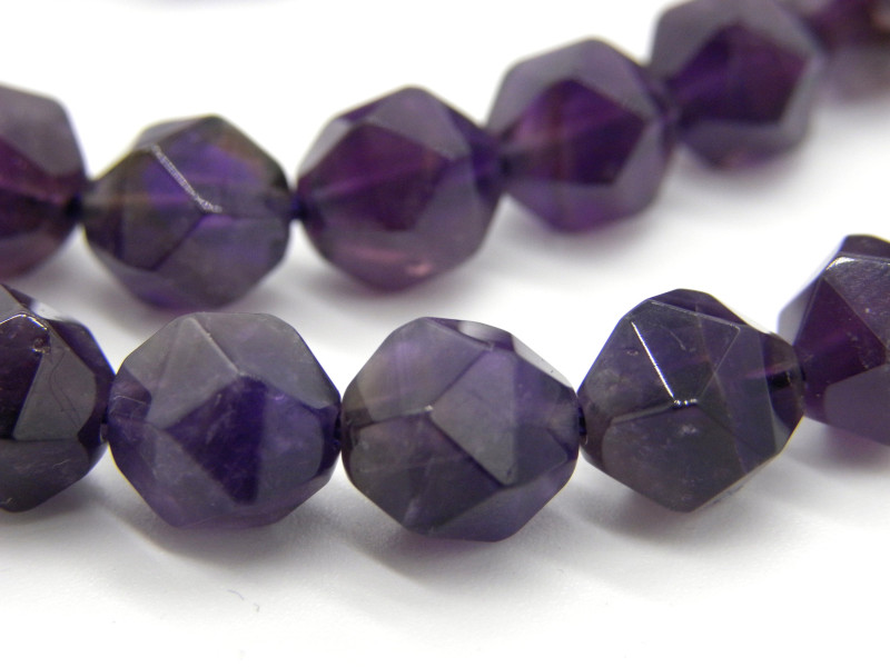 8 mm (0.3 inch) Faceted Round/Polygon-Cut Gemstone Natural Amethyst Beads (Strand or Loose) 8 mm (0.3 inch) Faceted Round/Polygon-Cut Gemstone Natural Amethyst Beads (Strand or Loose)