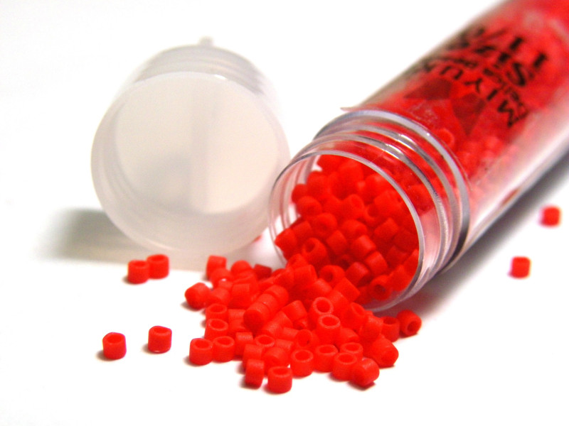 11/0 (1.6 x 1.3 mm) Vial Miyuki Delica Japanese Seed Beads, Cylinder Seed Beads - Matt Opaque Light Siam - DB 757 - 7.2 g Via