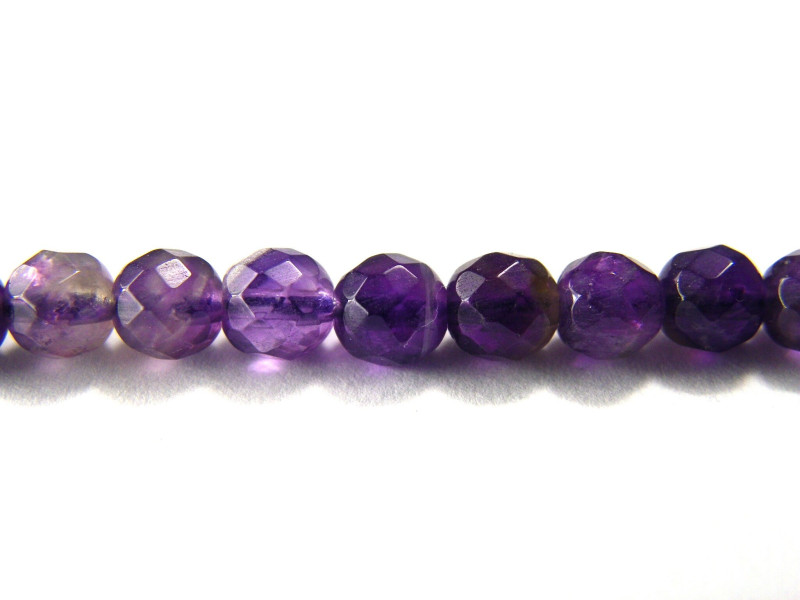 6 mm Round Faceted Real Amethyst Gemstone Beads (10 Beads or 1 Strand) 6 mm Round Faceted Real Amethyst Gemstone Beads (10 Beads or 1 Strand)