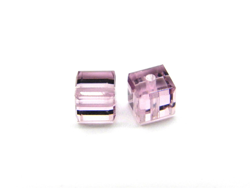4 mm Swarovski® 5601 Würfel (4 Stk.) Light Amethyst