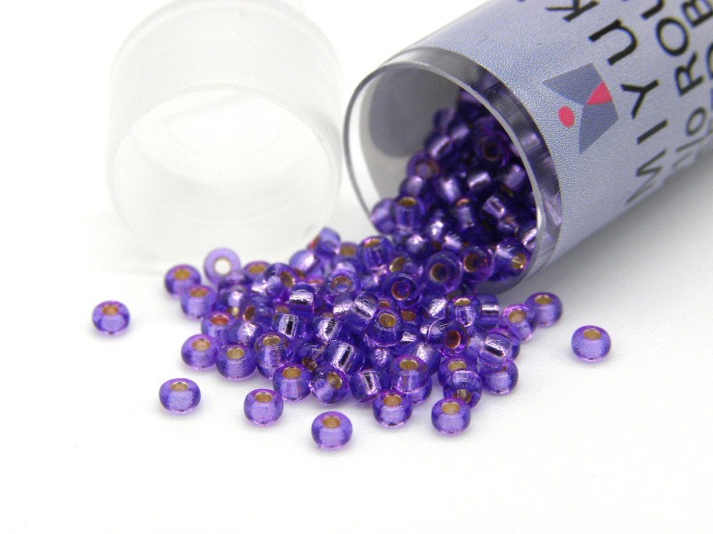 11/0 (2 mm) Runde Miyuki Rocailles (8,5 g Röhrchen) -  Silver Lined Lavender (11-94278)