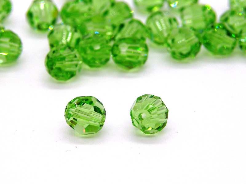 5 mm Swarovski® 5000 Faceted Round Beads - Peridot - 8 pc.
