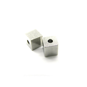 6x6 mm - 2 mm Hole - Medium Cube Solid Stainless S... 6x6 mm - 2 mm Hole - Medium Cube Solid Stainless S...