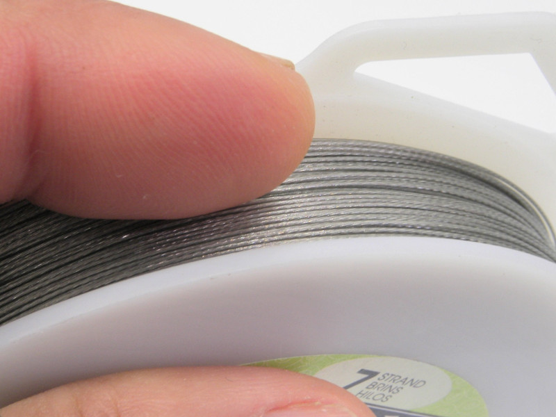 0.46 mm (.018 inch) Beadalon 7-Strand Nylon-Coated Stainless Steel Beading Wire - Bright 0.46 mm (.018 inch) Beadalon 7-Strand Nylon-Coated Stainless Steel Beading Wire - Bright