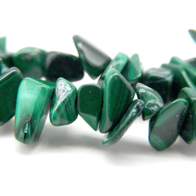 Malachit-Chips, Edelstein-Chip-Perlen 4 - 8 mm - 86 cm Strang