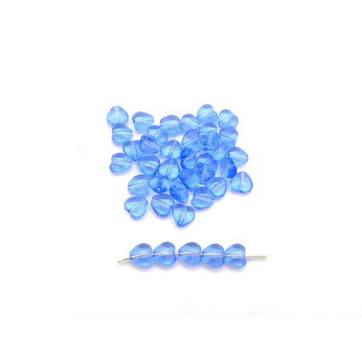 Traditionelle 6 x 6 mm Tschechische Herzperlen aus Glas - hellblau - Light Sapphire (20 Perlen)
