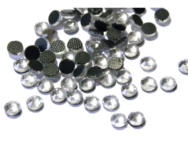 100 Grade A Glas Bügelstrass 4mm - Crystal